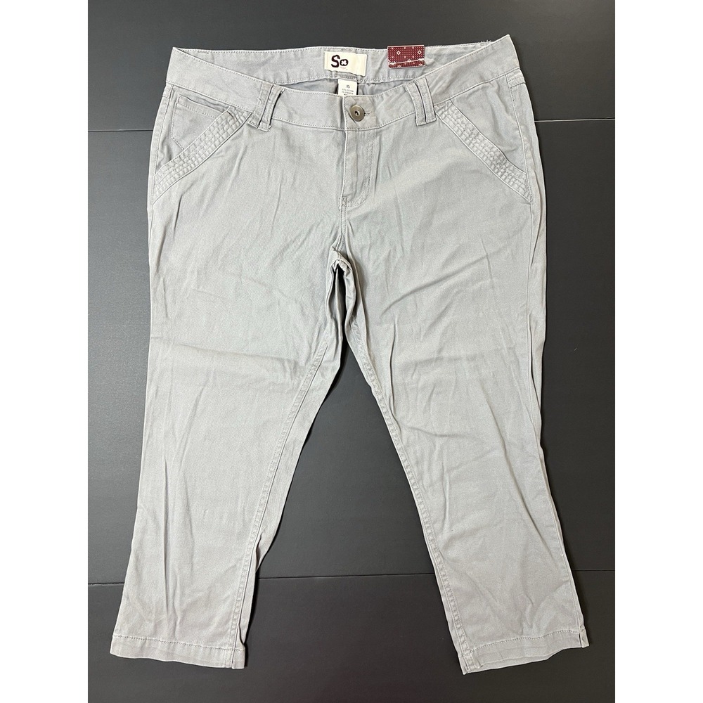 SO Capri Pants Women's Size 15 Gray Preppy Minimalist NWT